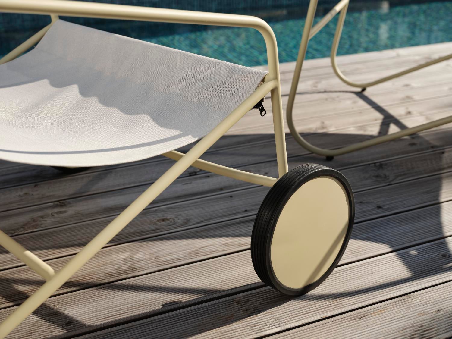 Poul Chair loungefåtölj Lemon/Off-white