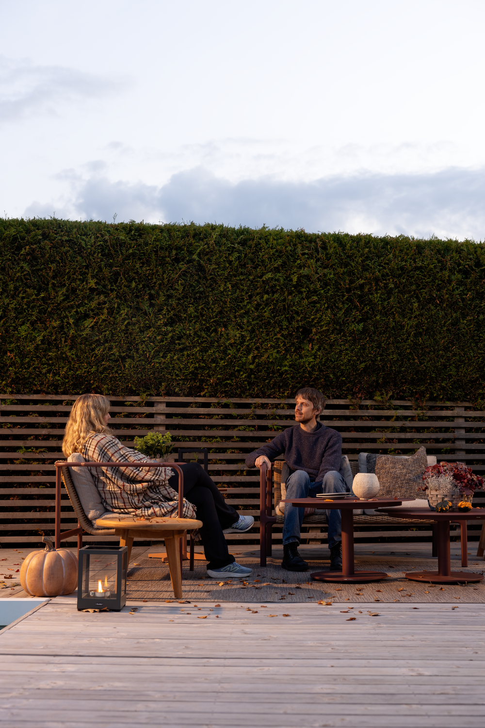 Motty fåtölj Zin Red/Teddy Beige