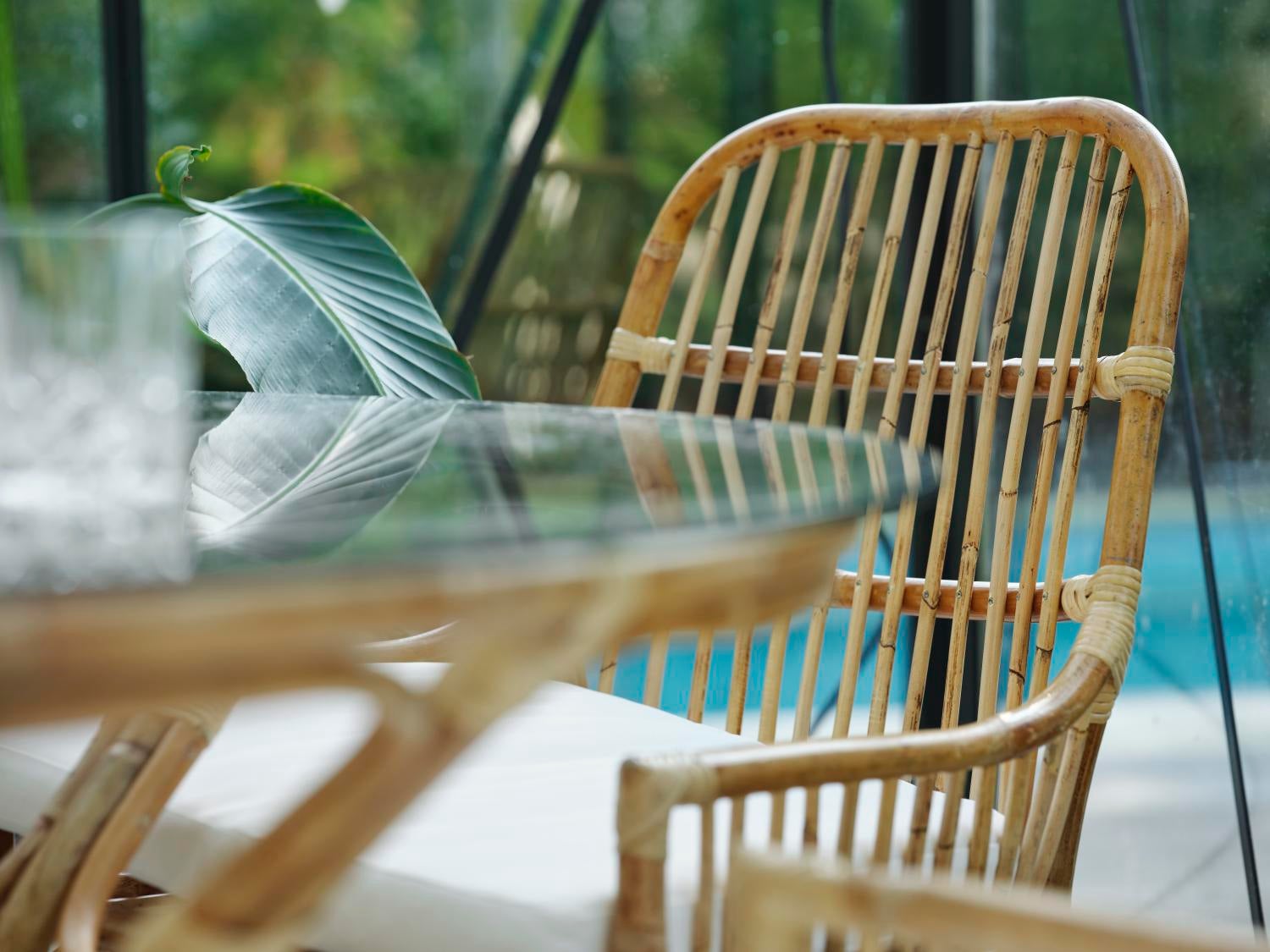 Vallda matstol Natur/vit