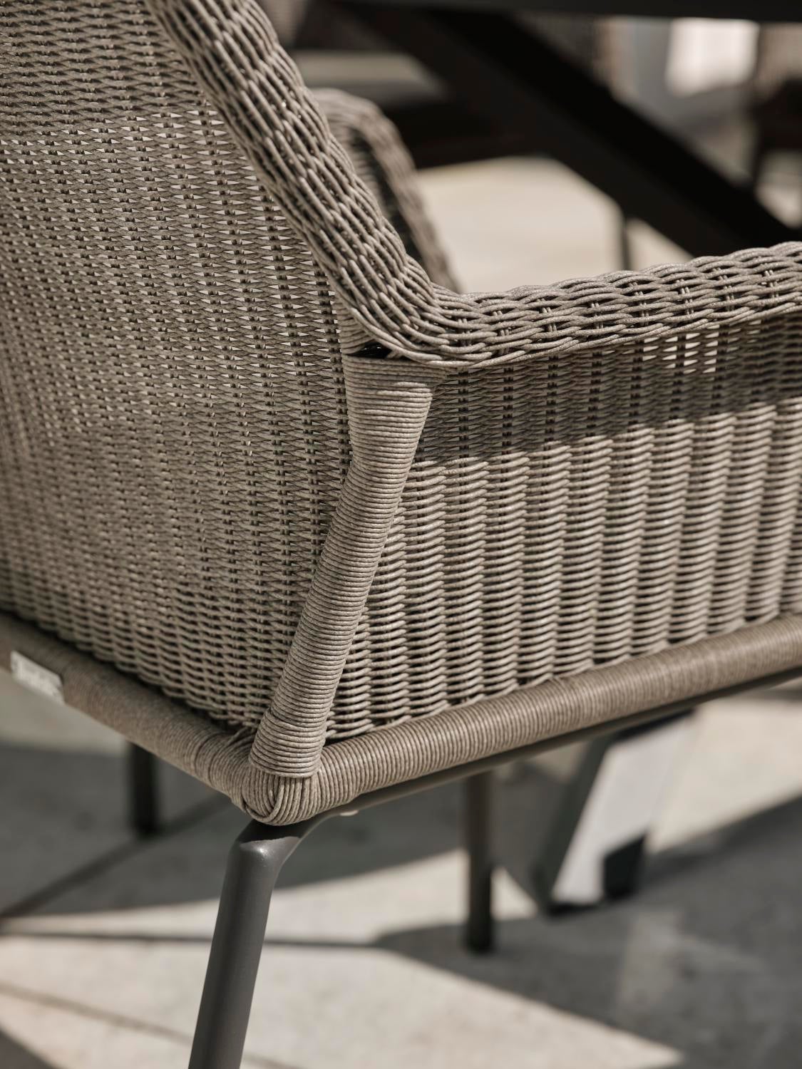 Dimma matstol Antracit/Grå