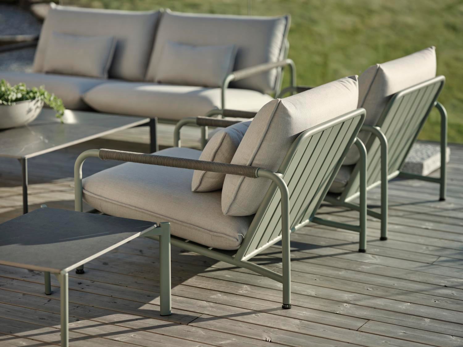 Lerberget fåtölj Dusty Green/ash