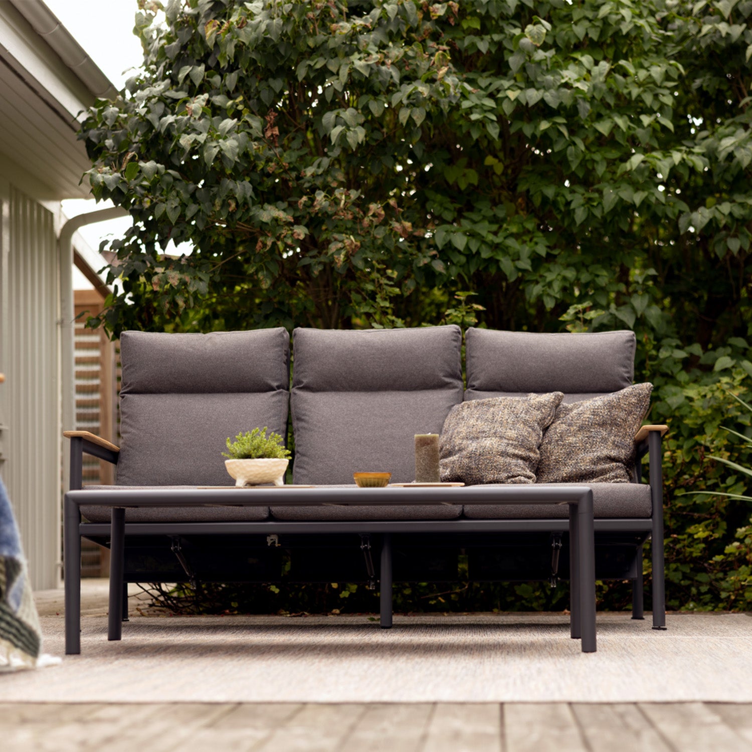 gordon 1500_1500.jpg